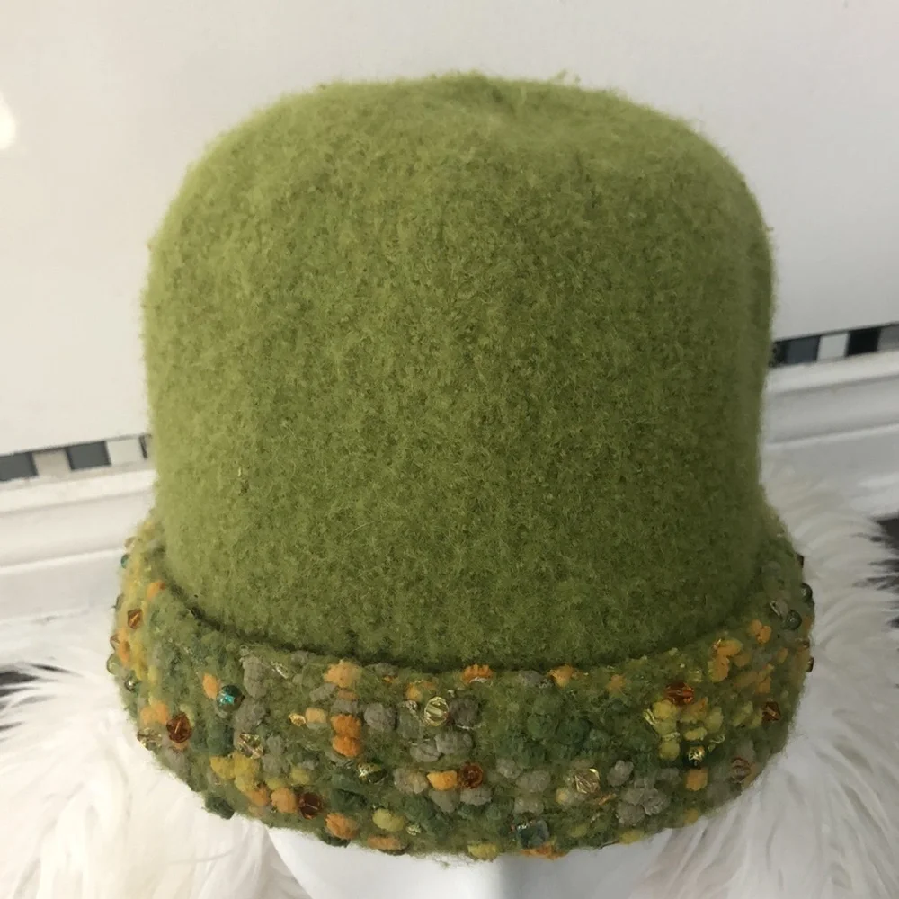 Vintage Green hat - Picture 2 of 7